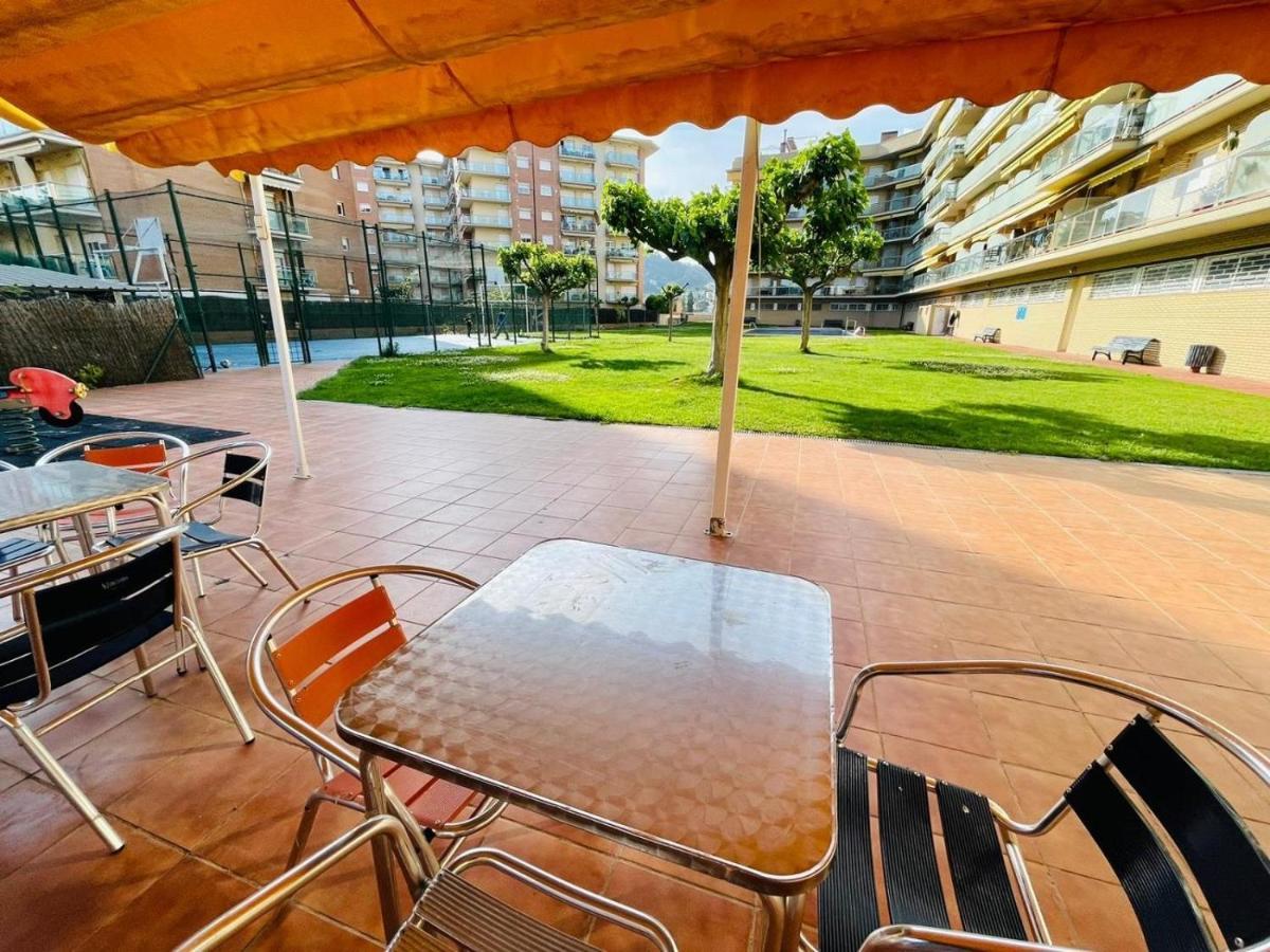 Reconnectar Malgrat De Mar Colom I Apartman Kültér fotó