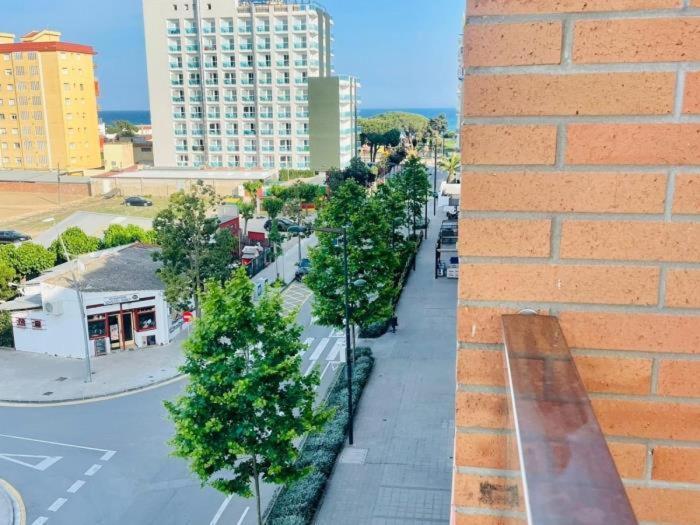 Reconnectar Malgrat De Mar Colom I Apartman Kültér fotó